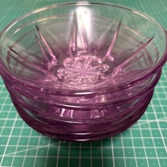 昭和レトロのガラスの器5客セットの画像