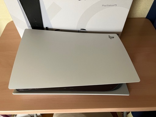 PlayStation 5 (CFI-1100A01) ディスク版