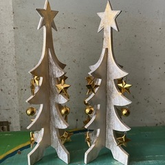 ナチュラルなクリスマスツリーの画像