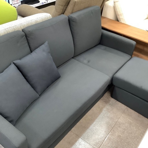 【軽トラ貸し出し無料！配送可！】3人掛けカウチソファー入荷しました！