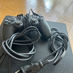 プレステ4  本体　コントローラーの画像