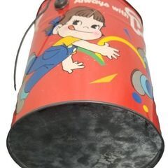 ★ペコちゃん　レトロ缶★USEDの画像