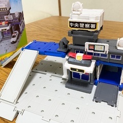 トミカ  警察署の画像
