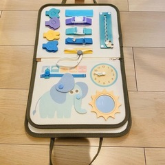 おもちゃ4点セットの画像