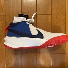 NIKE スニーカー　新品の画像