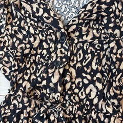 レディース H&M　ヒョウ柄　オールインワン　ショート丈の画像