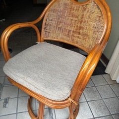 【無料で差し上げます】360度回転椅子