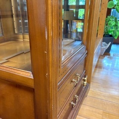 木製棚の画像