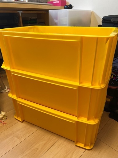 コンテナボックス5個（サンコー製とセキスイコンテナ製 ）