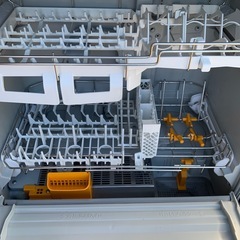 動作確認済み 食器洗い乾燥機　Panasonic パナソニック　NP-TR9-W 2017年製の画像