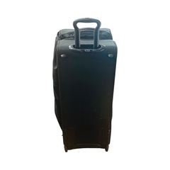 TUMI キャリーケースの画像