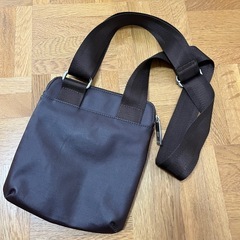 TOMMY HILFIGER ショルダーバッグ　メンズの画像