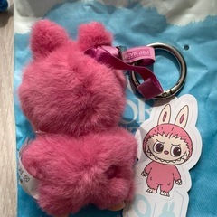 ラブブ LABUBU イニシャル 「 Q 」 
②の画像