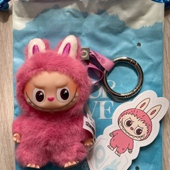 ラブブ LABUBU イニシャル 「 Q 」 
②の画像
