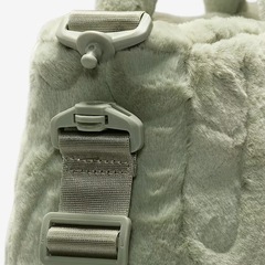 NIKE  フェイクファー トートバック【美品】の画像