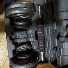 可変式ダンベル
セットの画像