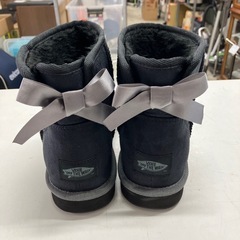 I 2510-312  Vans ムートンブーツ　25cm 中古美品　おしゃれな足元の装いに！！の画像