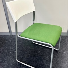 【問い合わせ多数の為、受付終了しました】椅子　スチール製の画像