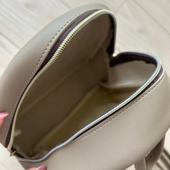 【引き取り限定】ミニリュック　ベージュの画像