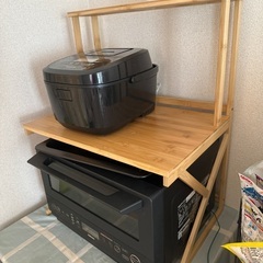 キッチン収納棚の画像