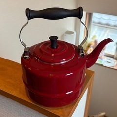 bonjour ケトル　赤色　中古品の画像