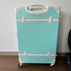 
キャリーケースの画像