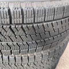 スタットレスタイヤの画像