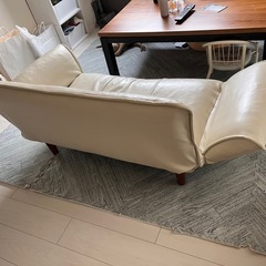 ソファ（2人がけ　オットマン付）の画像