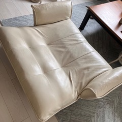 ソファ（2人がけ　オットマン付）の画像