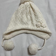 ベビー　冬服とニット帽（都内も場所により可能）の画像