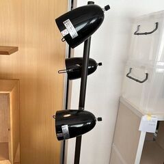スタンド型3連スポットライト！ 高さ160cm ブラックの画像