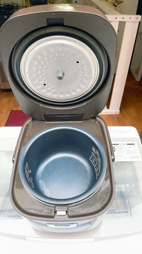 アイリスオーヤマ　炊飯器　3合 中古