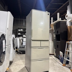 💥激安💥❗️配送•設置🉑❗️♻️処分撤去♻️2019年　SHARP 6ドア 冷蔵庫　412L SJ-W411E-Nの画像