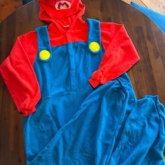 マリオスーツ　フリース　大人用Mサイズの画像