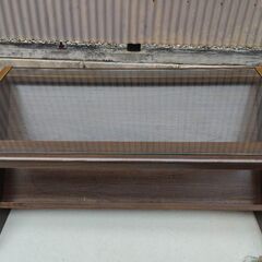 無料ガラス板木目調テーブル座卓パソコンにもの画像