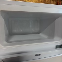 J1003  ハイアール　Haier 2ドア冷蔵庫　85L 2020年　の画像