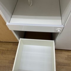 【ドリーム川西店御来店限定】☆ジモティー見たよ♪割引☆土井インテリア　2枚扉食器棚　現状品／クリーニング済み【2125560000028502】の画像