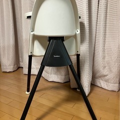 ハイチェア　ベビービョルンの画像