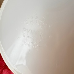 Vintage Old Pyrex 角形ボウルの画像