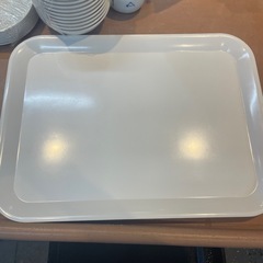 【無料】【引き取り限定】中古品　白い無地トレー　2枚セットの画像