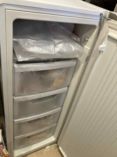 2014年製 冷凍庫 ハイアール冷凍ストッカー１３６L / JF-NUF136E