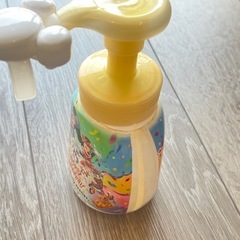 東京ディズニーリゾート 35周年記念デザイン ビオレ 泡ハンドソープ 容器の画像