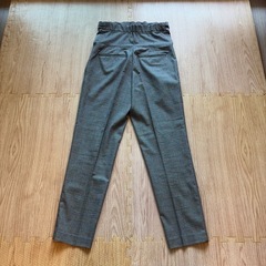 マタニティ ユニクロ アンクルパンツ チェック柄（S）の画像