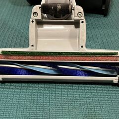 HITACHI 紙パック式 掃除機 2021年製の画像