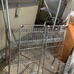 スチールラックの画像
