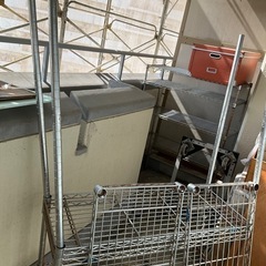 スチールラックの画像