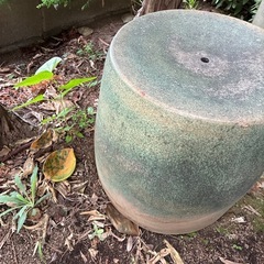 陶器丸椅子　屋外用の画像