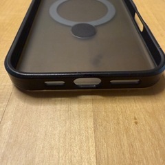 TORRAS iPhone16promax用 クリアブラック スマホケースの画像