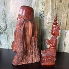 木彫り仏2体縁起物の画像