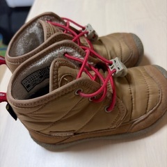 KEEN ブラウン 子供
ブーツ17センチの画像